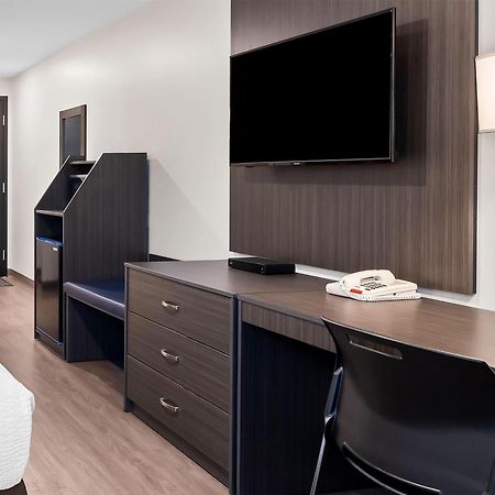 Howard Johnson By Wyndham Thunder Bay Buitenkant foto