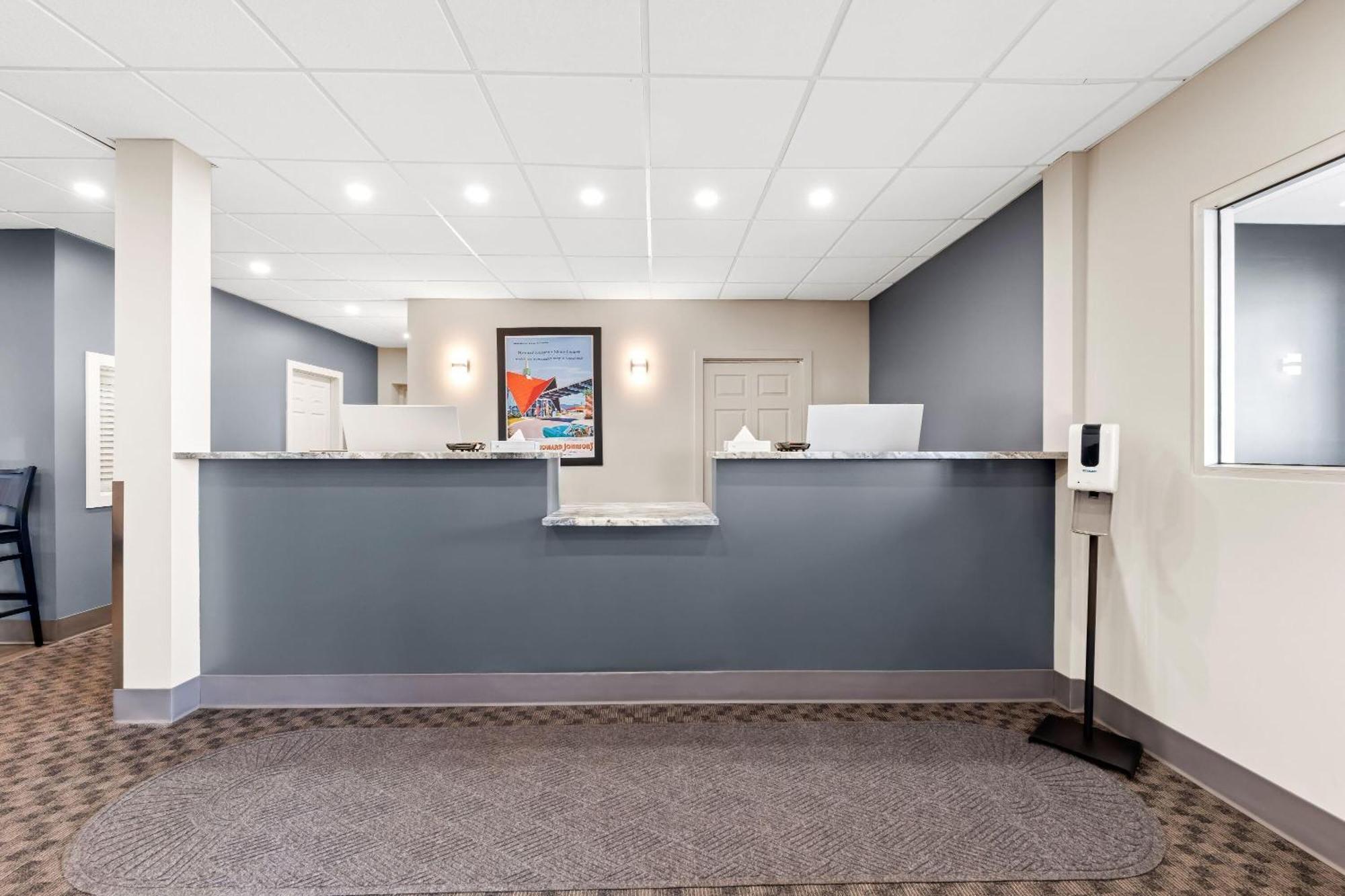 Howard Johnson By Wyndham Thunder Bay Buitenkant foto