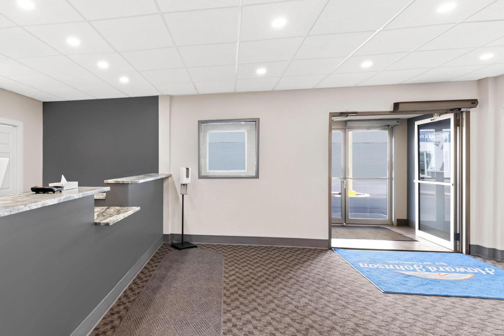 Howard Johnson By Wyndham Thunder Bay Buitenkant foto